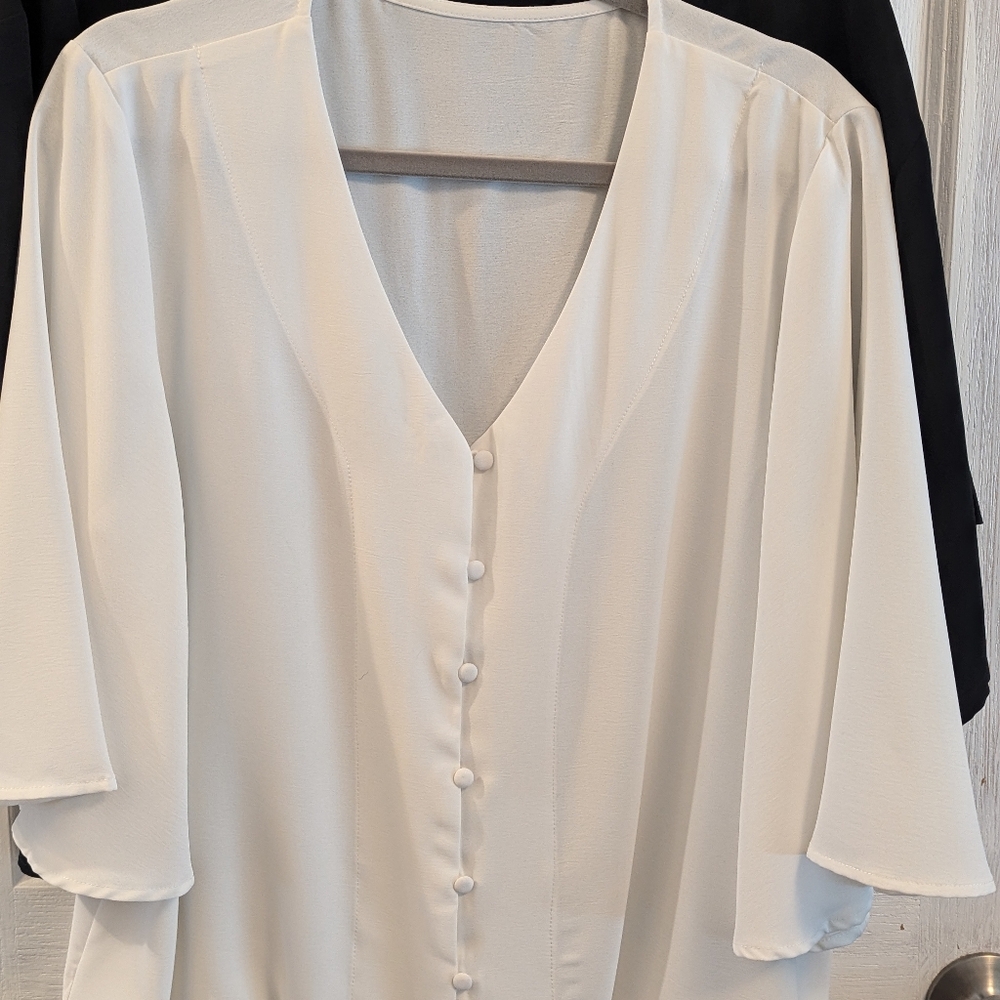 Bell Sleeve Top w/ Tie